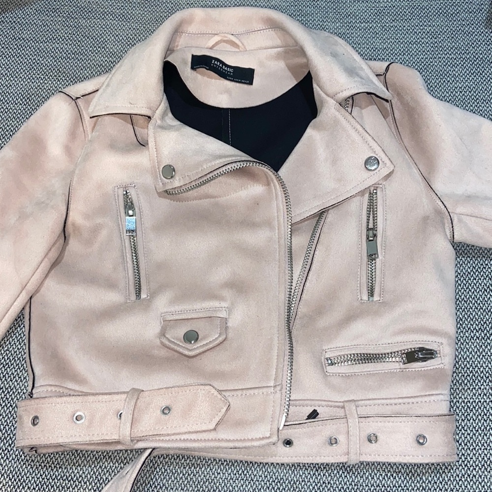 Light pink suede leather jacket elegant quality not chipped at all